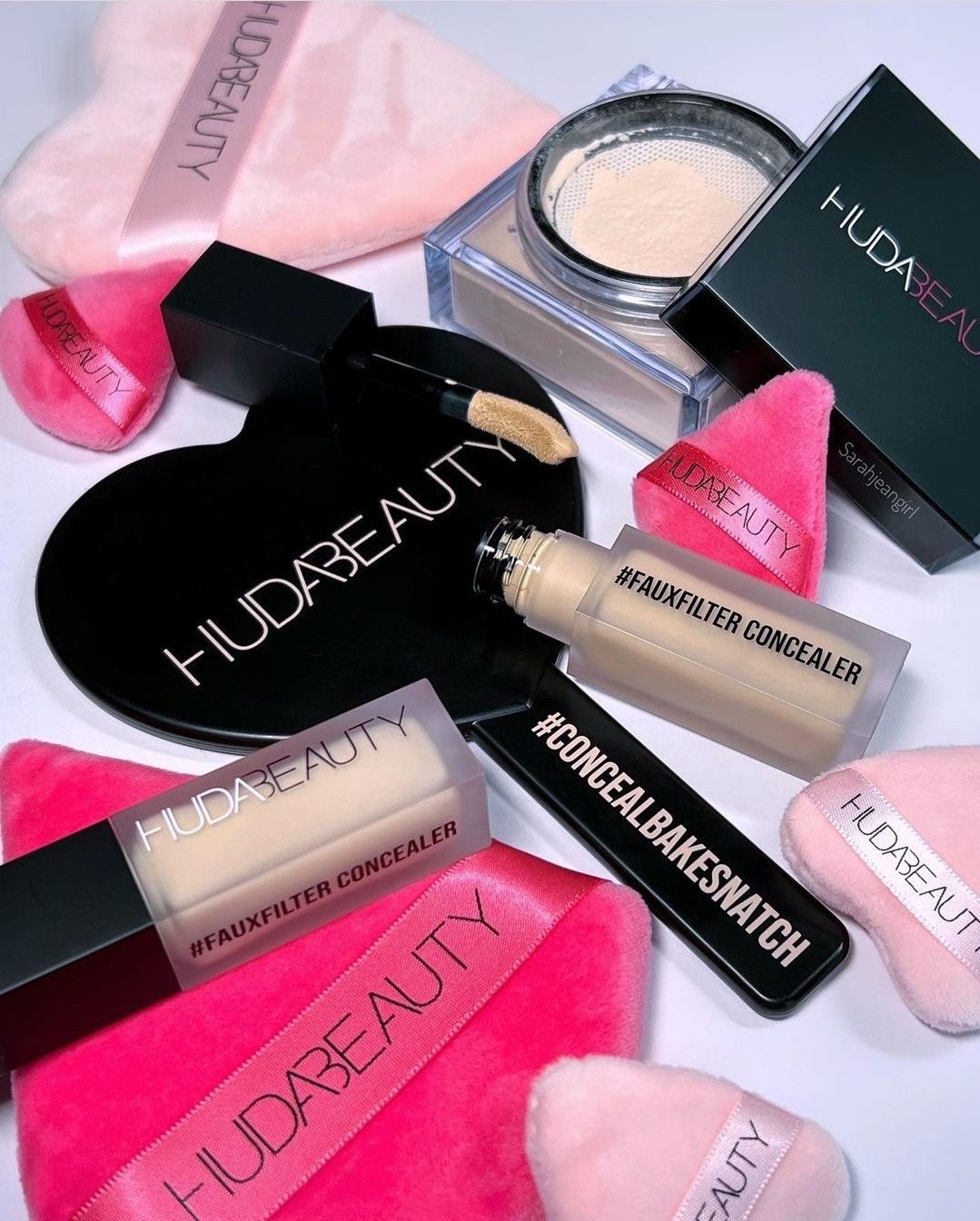 HUDA BEAUTY